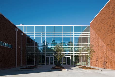 New Hampstead High School - Cornerstone Masonry Group