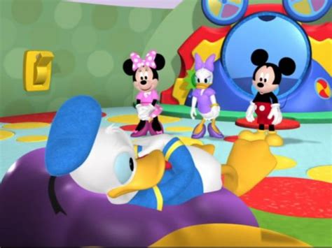 Watch: Donald's Hiccups | Mickey Mouse Clubhouse