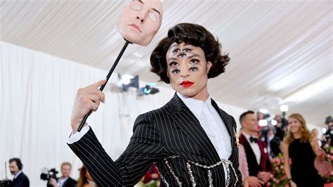 Ezra Miller Wore Multiple Sets of Eyes for His Met Gala 2019 Makeup | Teen Vogue