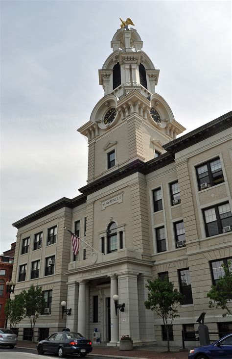 Lawrence City Hall | Blake Gumprecht | Flickr