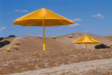 Christo: a life in pictures | Installation art, Environmental art, Christo and jeanne claude