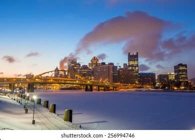 201 Pittsburgh skyline sunrise Images, Stock Photos & Vectors | Shutterstock