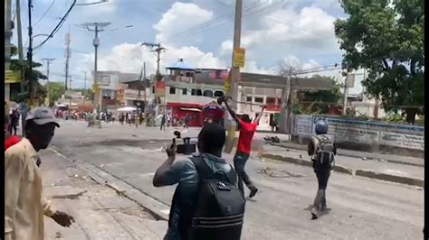 Protests erupt in Haiti over rising prices and gang violence | Miami Herald