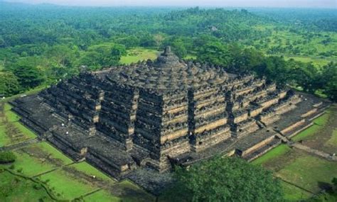 Gunung Padang - The Mysterious Ancient Pyramid In Indonesia That Is ...