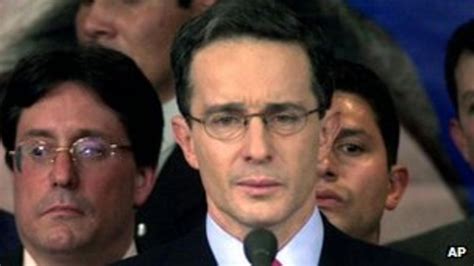 Colombia's Alvaro Uribe investigated for 'militia links' - BBC News