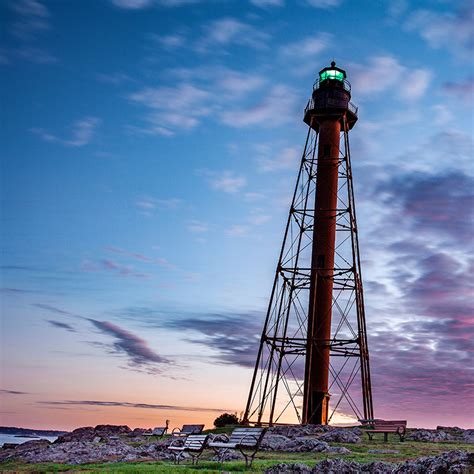 6 Picturesque North Shore Lighthouses to Visit - Northshore Magazine