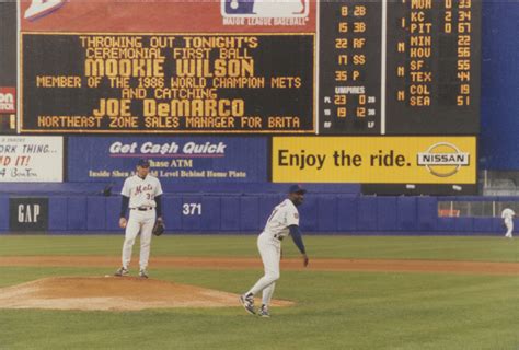 Mookie Wilson Mets Hall of Fame Plaque - Mets History