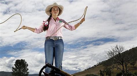Teenage whip cracker Emiliqua East is hitting her straps | The Weekly Times