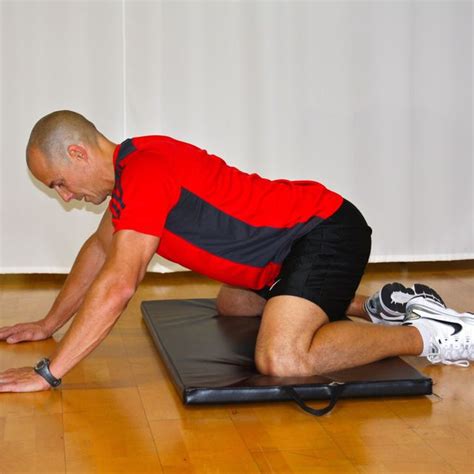 Adductor (short) Stretch by Jeff Williams - Exercise How-to - Skimble