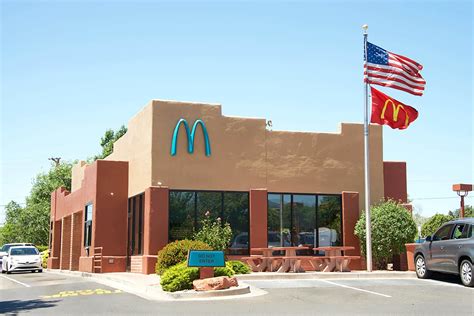 Someone should make a workshop addon that adds the Sedona McDonalds ...