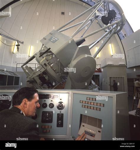 Science - Isaac Newton Telescope - Royal Greenwich Observatory ...