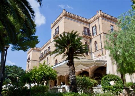 WHERE TO STAY in SICILY - Palermo, Taormina, Catania, Siracusa