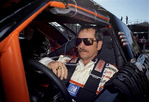 Dale Earnhardt: Career by the numbers 20 years after his death