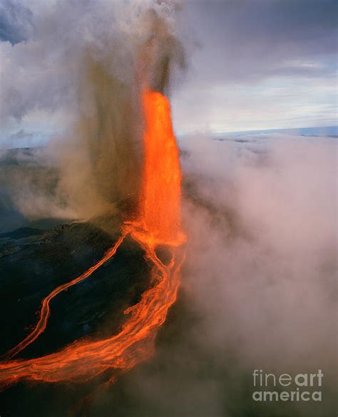 Lava Fountain At Kilauea Volcano, Hawaii Photograph by Douglas Peebles ...