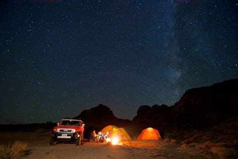 Night Camping in Death Valley : camping