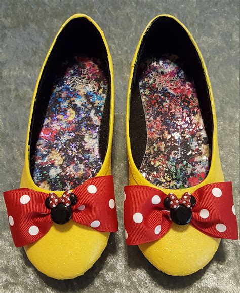 Minnie Mouse Shoeskid's - Etsy