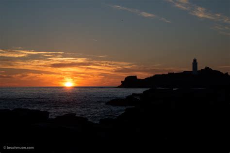 Sunset at Godrevy Lighthouse - BEACHMUSER