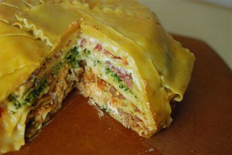 DIY Deep Dish Layered Lasagna "Cake" - The Idea King