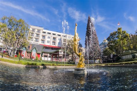 The Americana at Brand in Los Angeles - Glendale's Beautiful Outdoor Shopping Complex – Go Guides