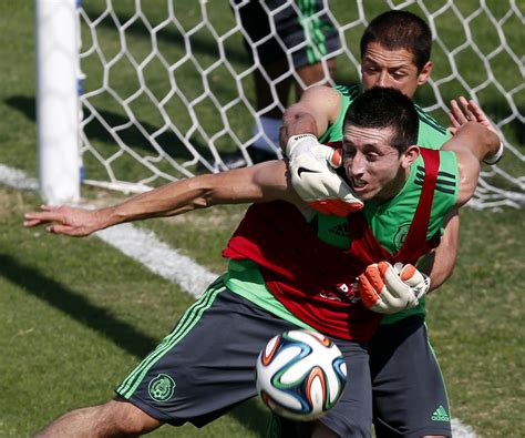 Mexico World Cup 2014 Latest News: Will Chicharito Backup 'Memo' In ...