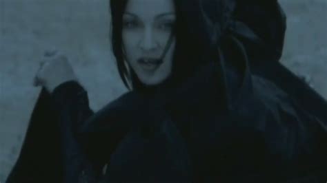 Frozen [Music Video] - Madonna Image (18036340) - Fanpop