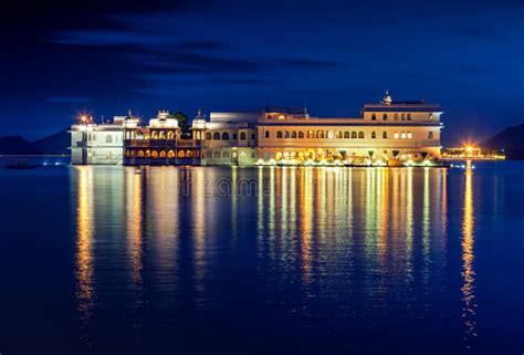 Lake Pichola and Taj Lake Palace at Night, Udaipur, Rajasthan, Stock Image - Image of hotel ...