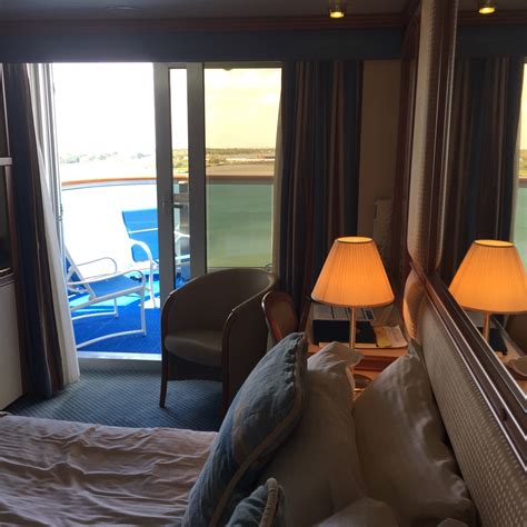 Premium Balcony Stateroom, Cabin Category B4, Emerald Princess