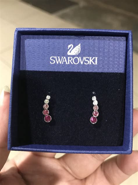 Swarovski earring, Women's Fashion, Jewelry & Organisers, Earrings on ...