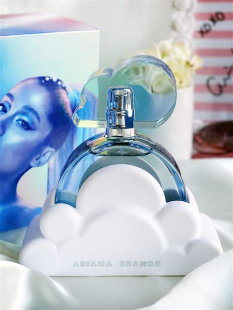 Cloud by Ariana Grande 1 | Everfumed | Fragrance Notes