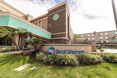 BEST WESTERN SAN DIEGO ZOO/SEAWORLD INN & SUITES $111 ($̶1̶5̶1̶) - Updated 2023 Prices & Hotel ...