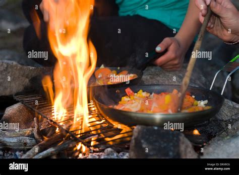 Open flame cooking hi-res stock photography and images - Alamy