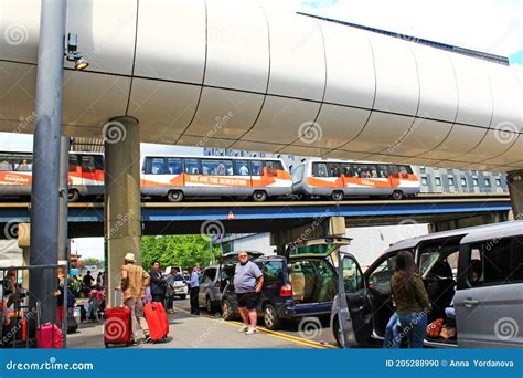 Gatwick Airport North Terminal Drop Off Zone England UK Editorial Image ...