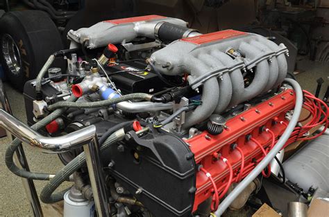 Flat 12 Engine - File:Ferrari F102A engine in a 1974 Berlinetta Boxer ...