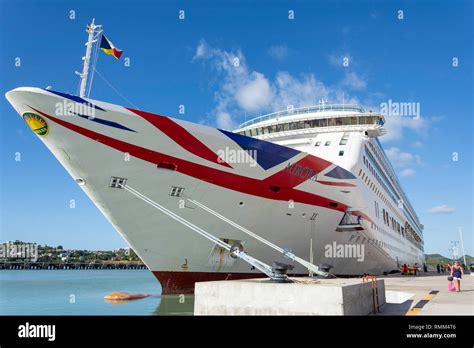 P&O MV Aurora cruise ship at berth, St John’s, Antigua, Antigua and ...