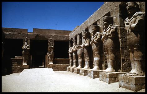 [Temple of Amun-Re] - UNT Digital Library