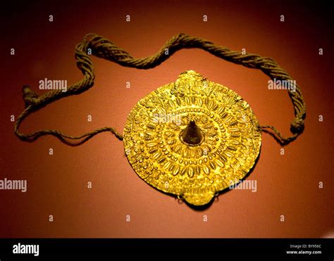 Ghana gold hi-res stock photography and images - Alamy