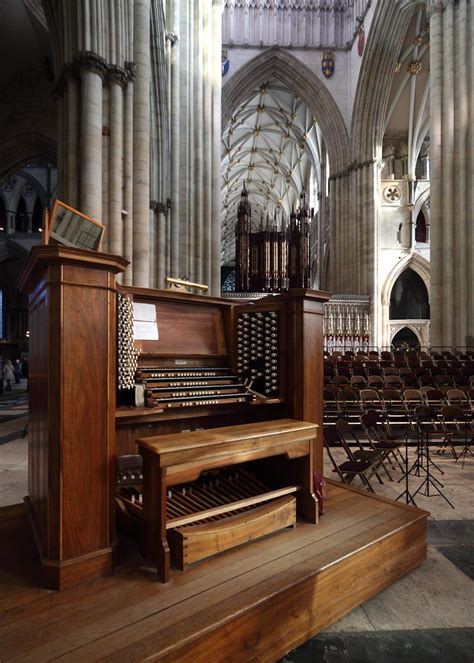 York Minster organ | Showing the mobile console | Dave Webster | Flickr