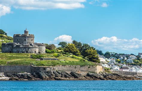 Pendennis and St Mawes castles – visit by train & ferry