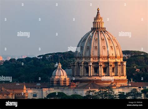 VIew of St Peters Dome At Sunset, Beautiful Detail and Light Stock Photo - Alamy