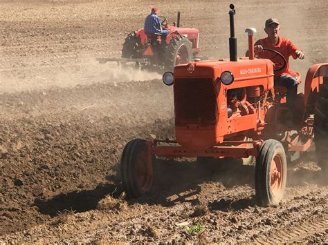 Antique Tractors Turn Dirt At Annual Plow Day | WHVO