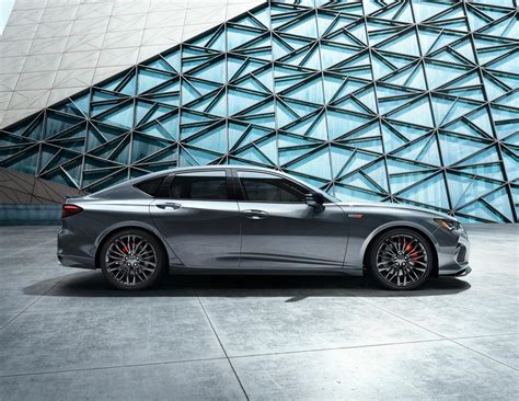 Acura brings back the Type S on the newly sculpted and scalpeled TLX