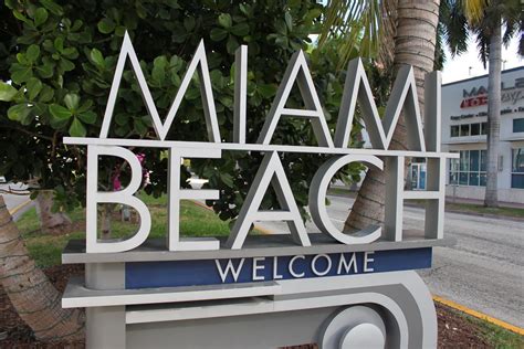 Miami Beach Welcome sign | Miami Beach Welcome sign Located … | Flickr