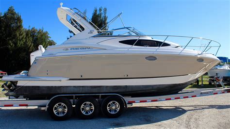 2007 Regal 3060 Cabin Cruiser | bondyachtsales