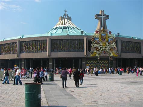 The New Basilica of Our Lady of Guadalupe | Catholic shrines, Basilica ...