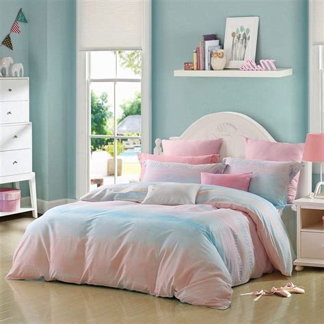 Trippy Themed #Bedding #Bedspread #Bedroom Sets Blue And Pink Bedroom, Pink Bedroom Design ...