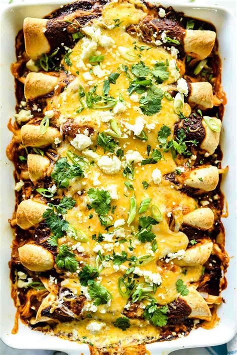 Easy Chicken Mole Enchiladas Recipe | foodiecrush.com