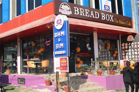 Bread Box Bakery Cafe in operation at Dhangadhi – English.MakaluKhabar.com