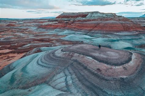 Visiting the Bentonite Hills Utah: The Desert That Looks Like Mars in ...