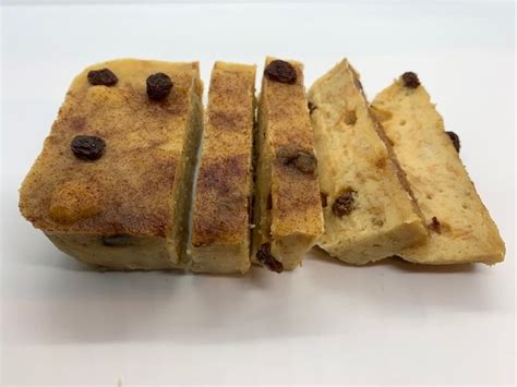 Homemade Bread Pudding with Raisins | Raisin Bread Pudding