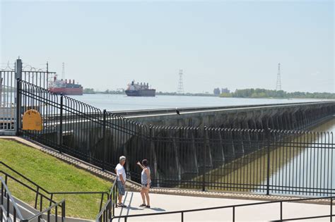 Bonnet Carre Spillway ground Jacques 2016 - Restore the Mississippi River Delta